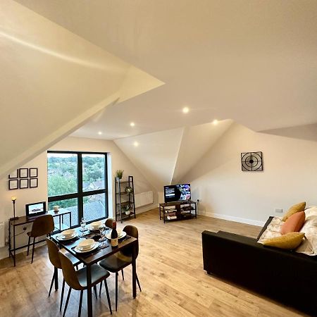 Chic And Airy Apartment Tunbridge Wells Buitenkant foto