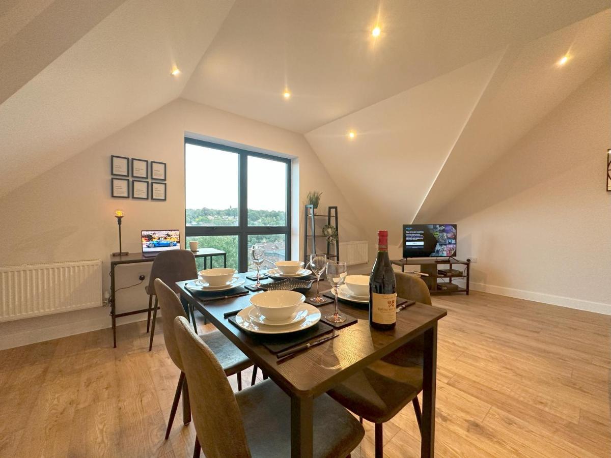 Chic And Airy Apartment Tunbridge Wells Buitenkant foto