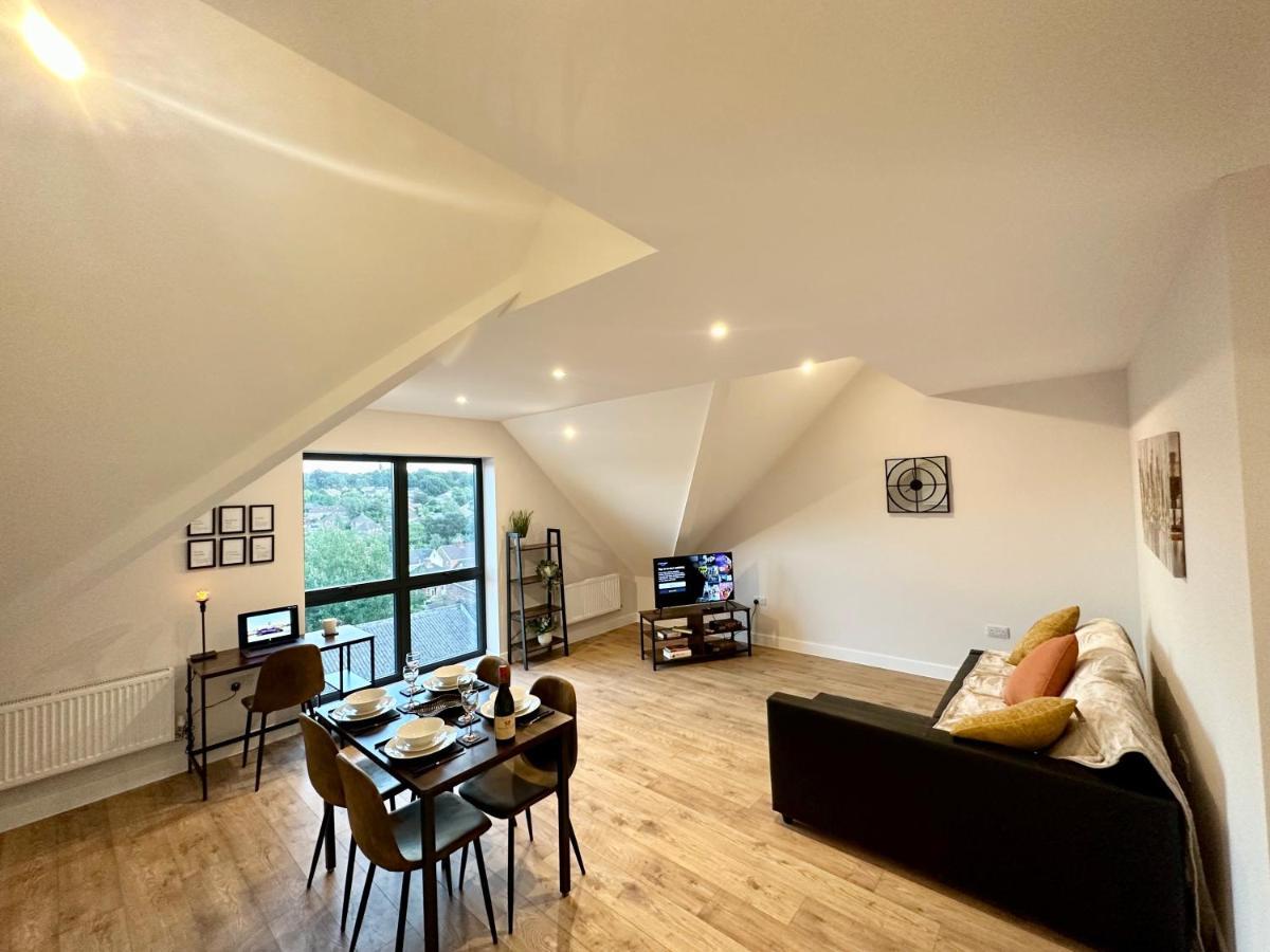 Chic And Airy Apartment Tunbridge Wells Buitenkant foto